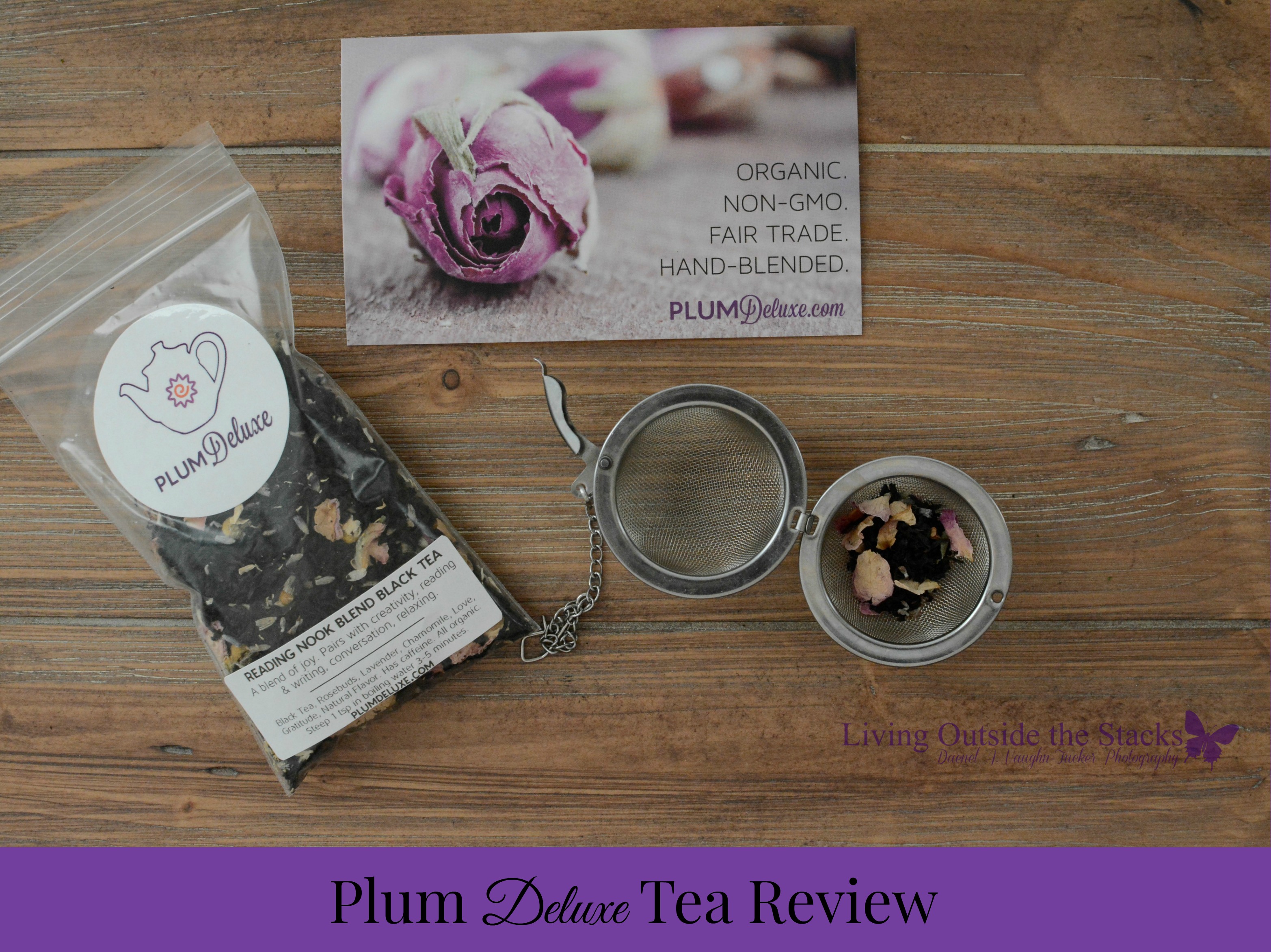 Plum Deluxe Tea Review {living outside the stacks}
