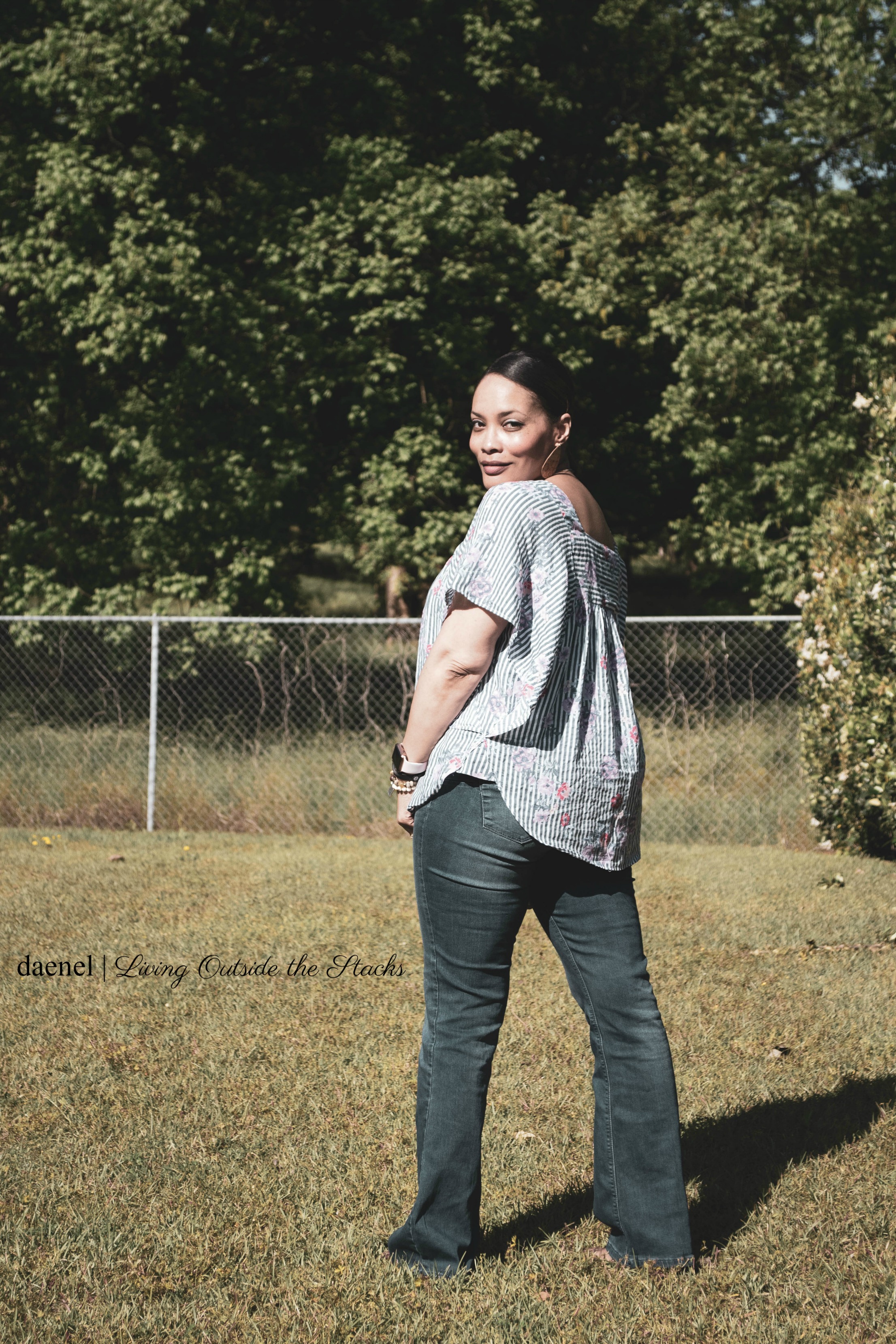  Striped Blouse Curve Jeans and Snake Print Bag {living outside the stacks}