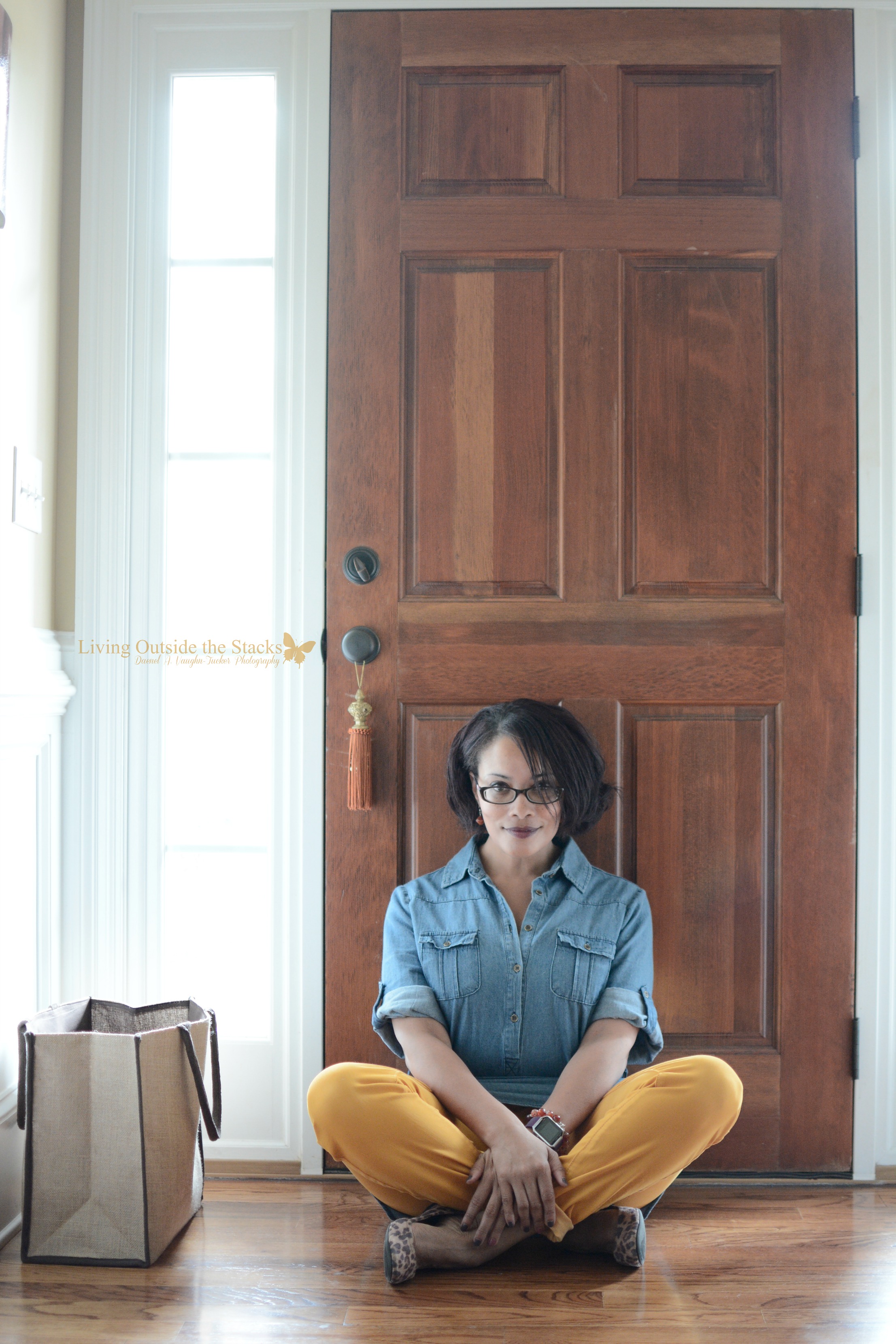 Chambray Tunic Mustard Jeans and Animal Print Flats {living outside the stacks}