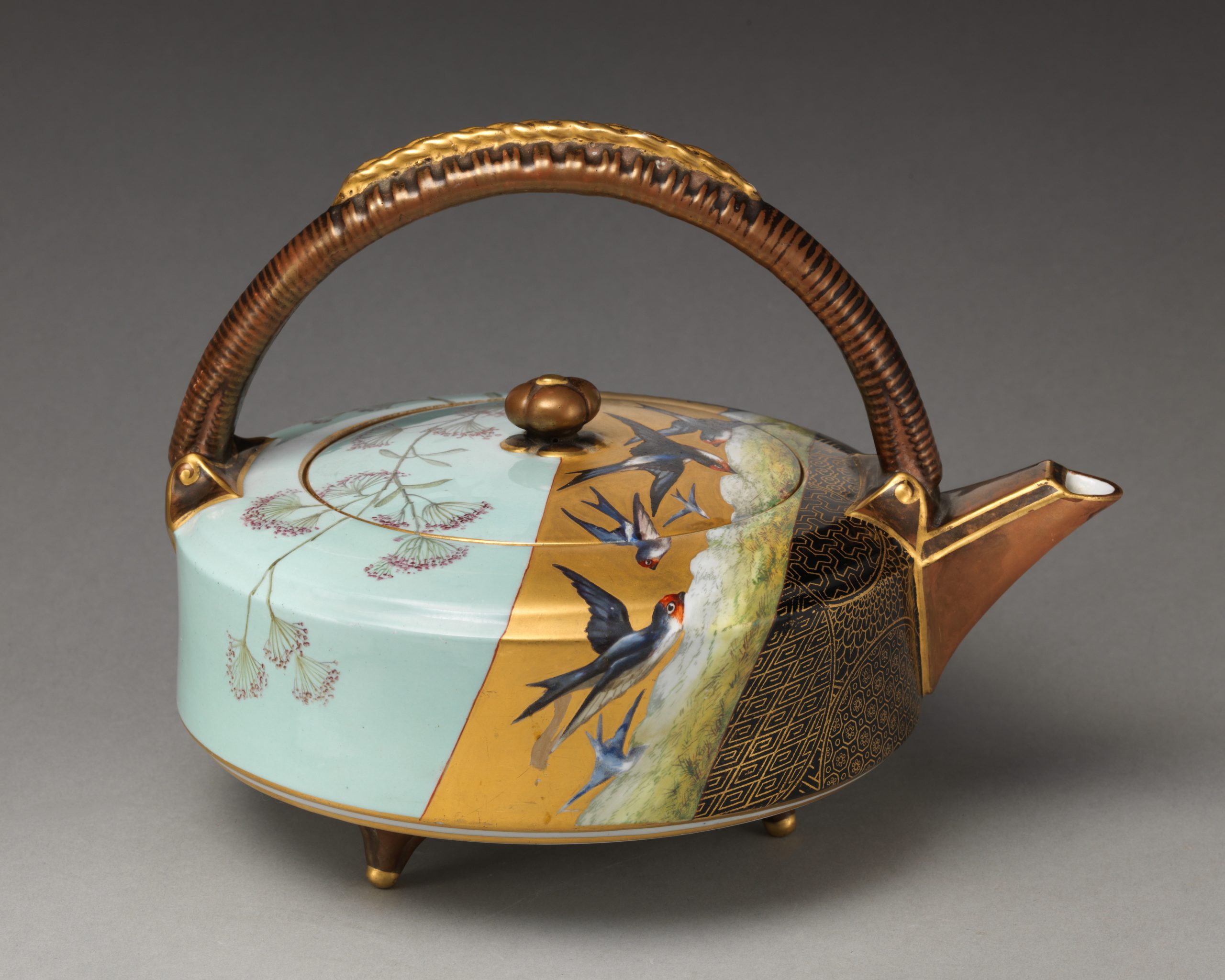 Teapot {Metropolitan Museum of Art Open Access}