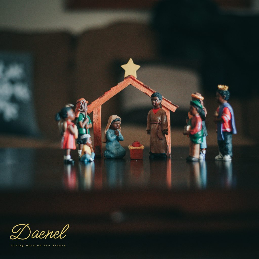 Where Bloggers Live Christmas Ornament {living outside the stacks} Follow @DaenelT on Instagram
