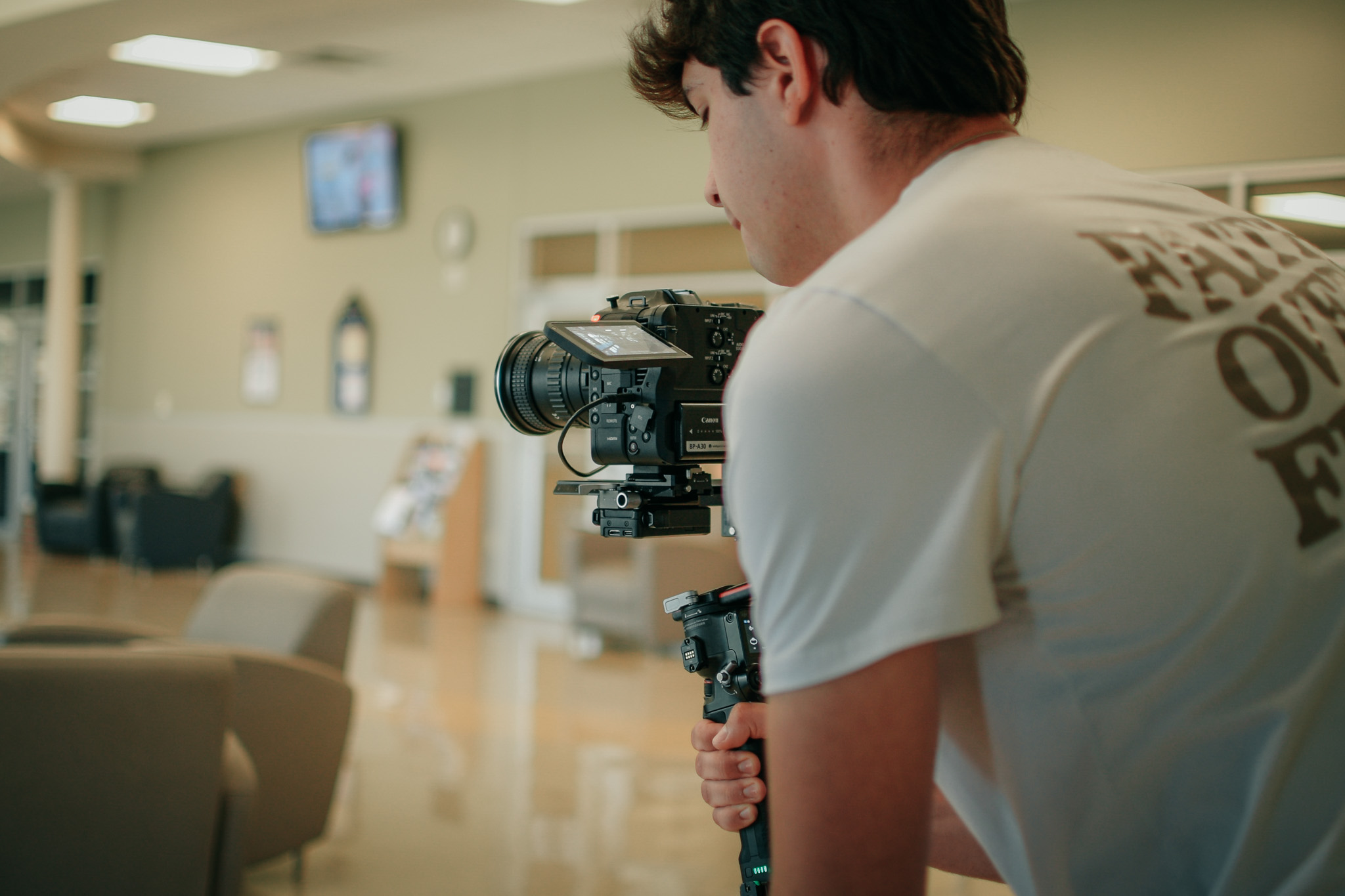 College Branding Video BTS 003 {living outside the stacks} Follow @DaenelT on Instagram