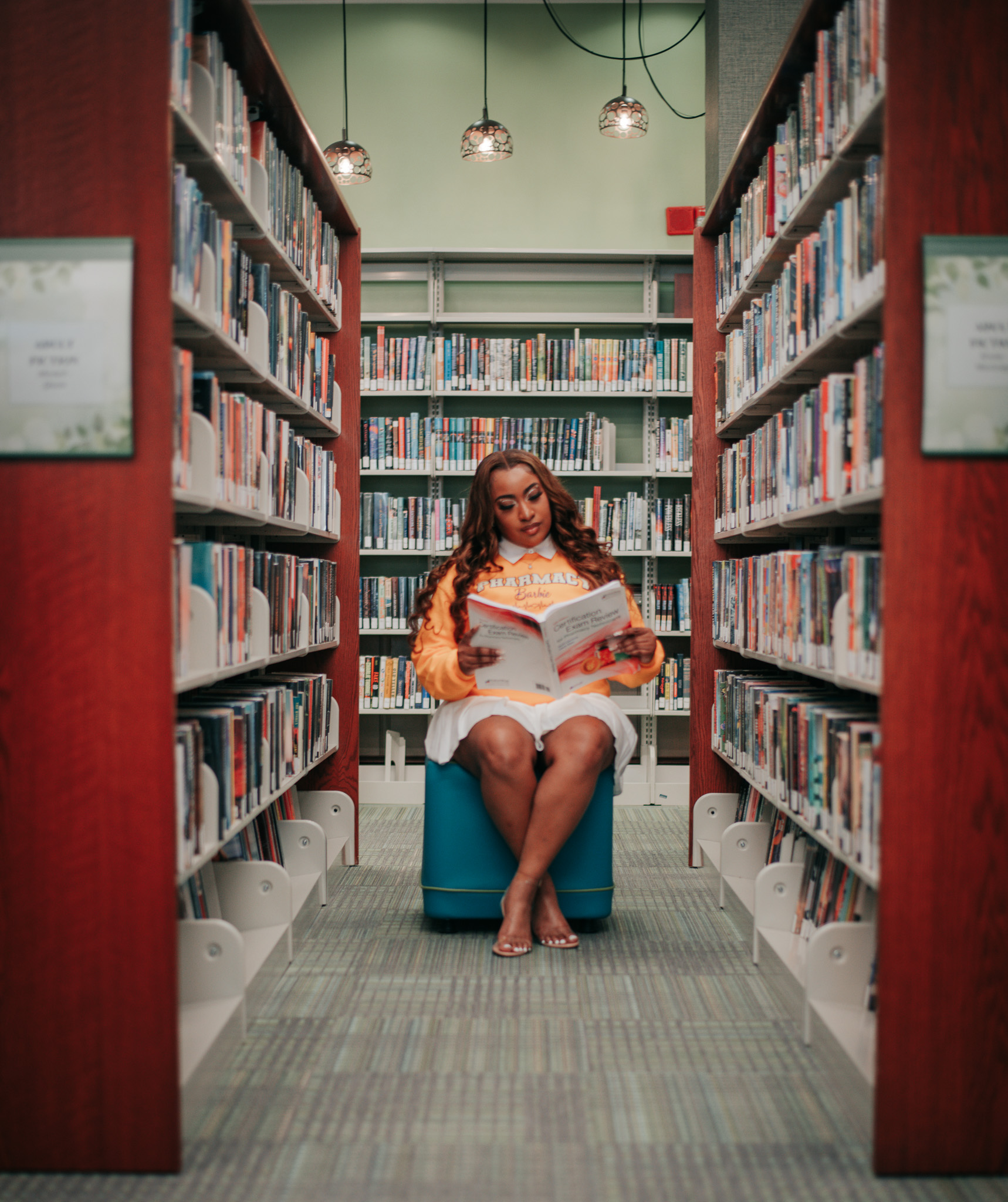 My Photography Project The Graduate {living outside the stacks} {living outside the stacks} Follow @livingoutsidethestacksphoto on Instagram #GraduationPhoto #Photography 