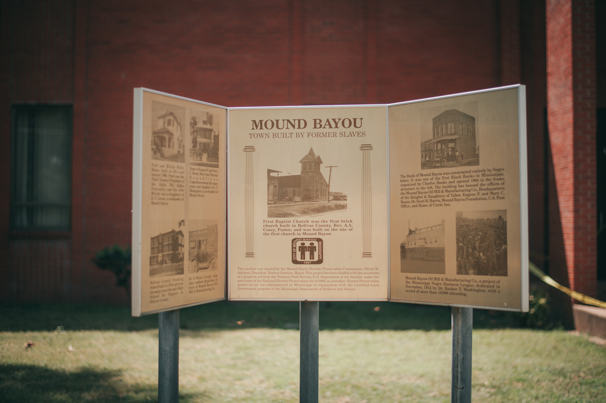 Mound Bayou Mississippi {living outside the stacks} #BlackHistory #HistoricallyBlackTown #LivingOutsideTheStacks #MoundBayouMississippi